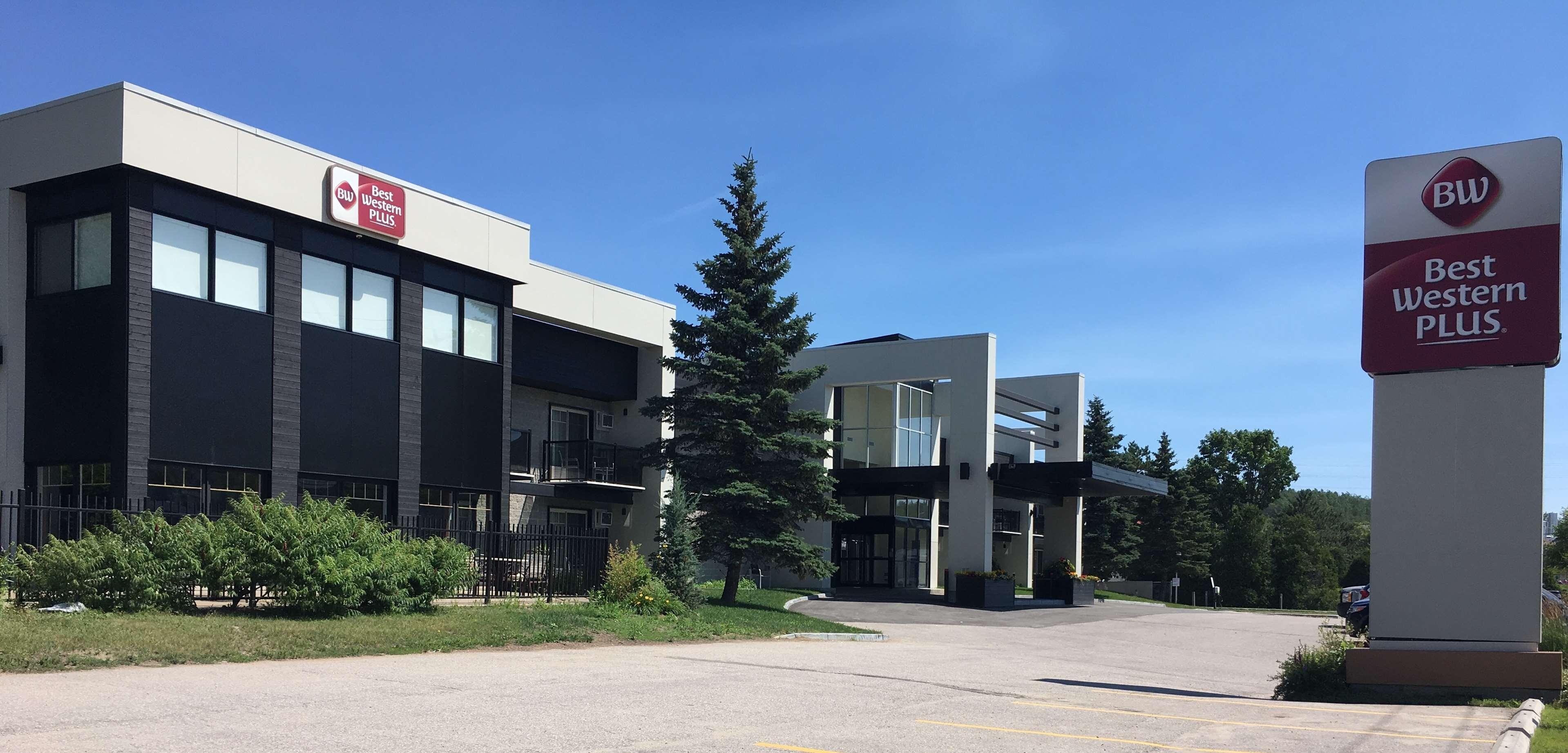 Best Western Plus Mont-Laurier Exterior photo