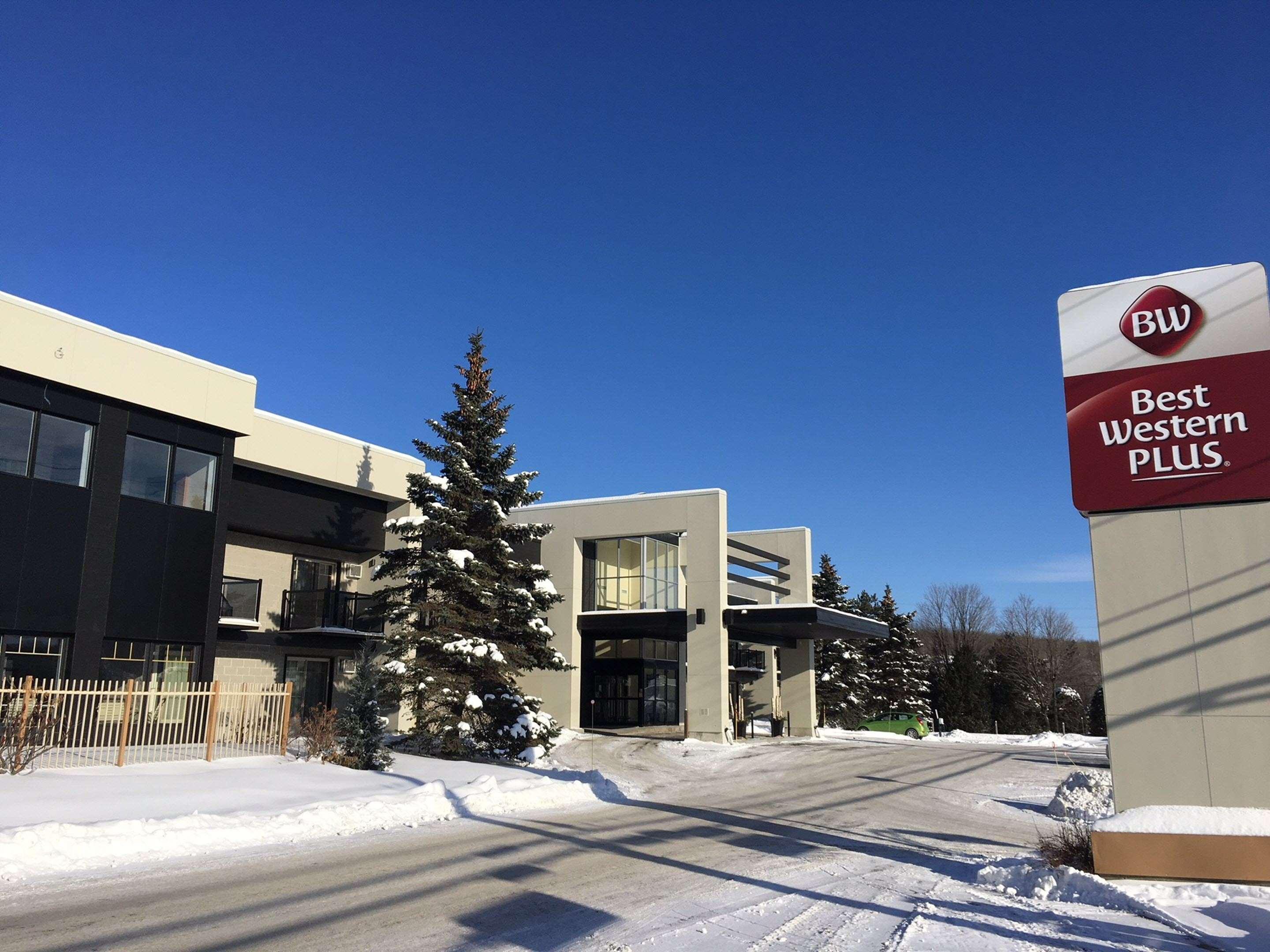 Best Western Plus Mont-Laurier Exterior photo